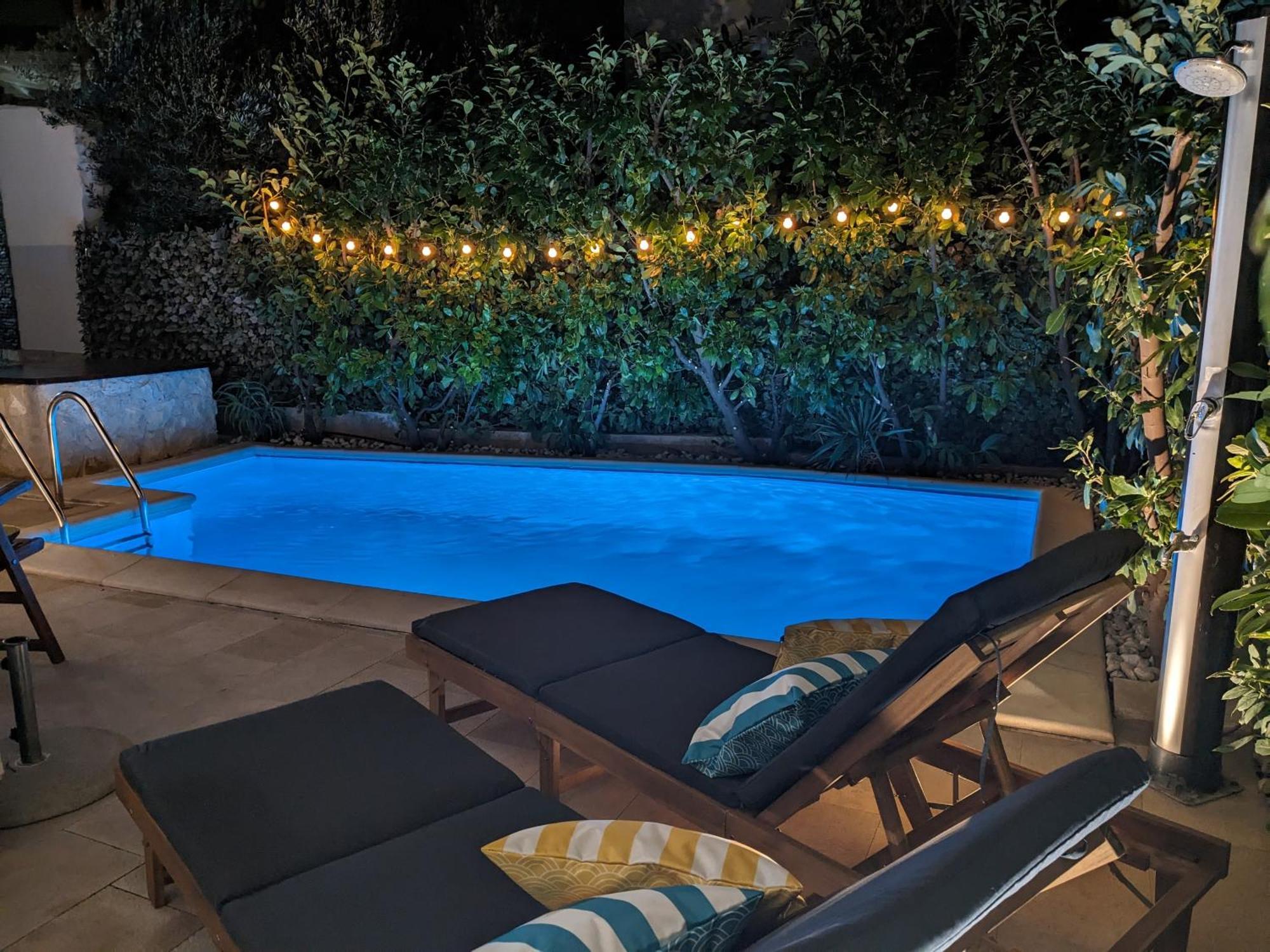 Burin Holiday home Tribunj (Sibenik-Knin)